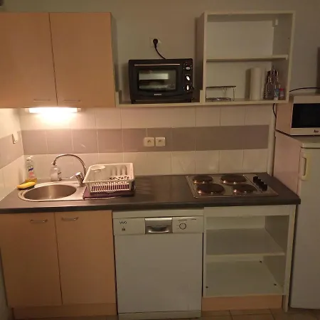 Maisonnette Des Vignes Apartment *